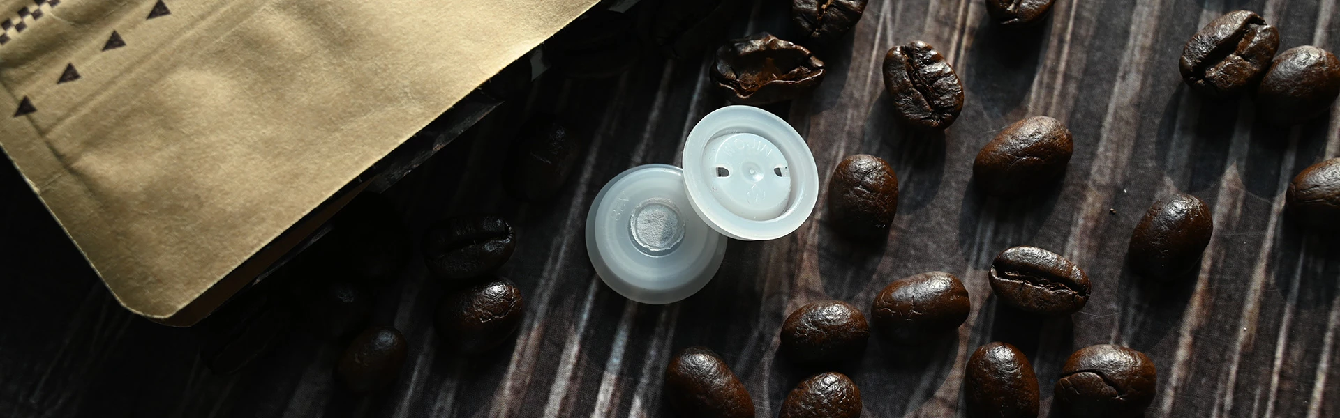 one way degassing valve roasted coffee beans