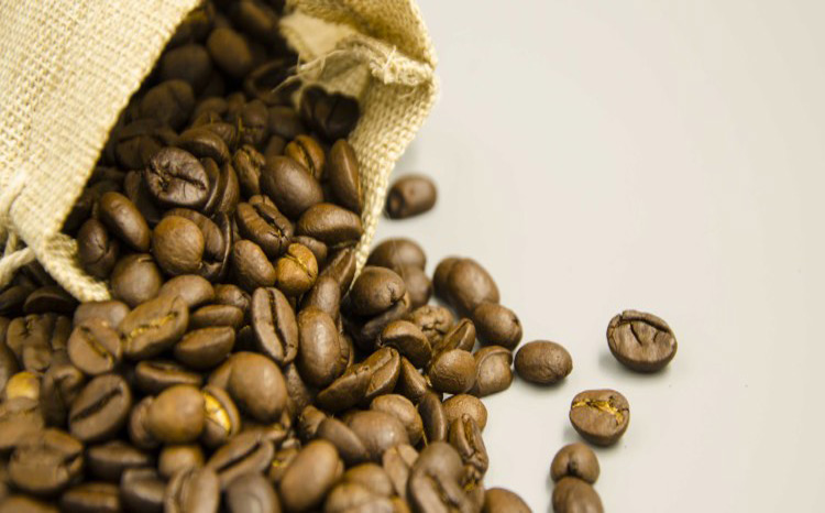 one-way degassing valve said coffee without sugar