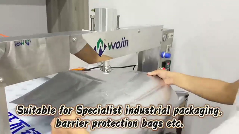 High performace and easy for inserting one way degassing valve